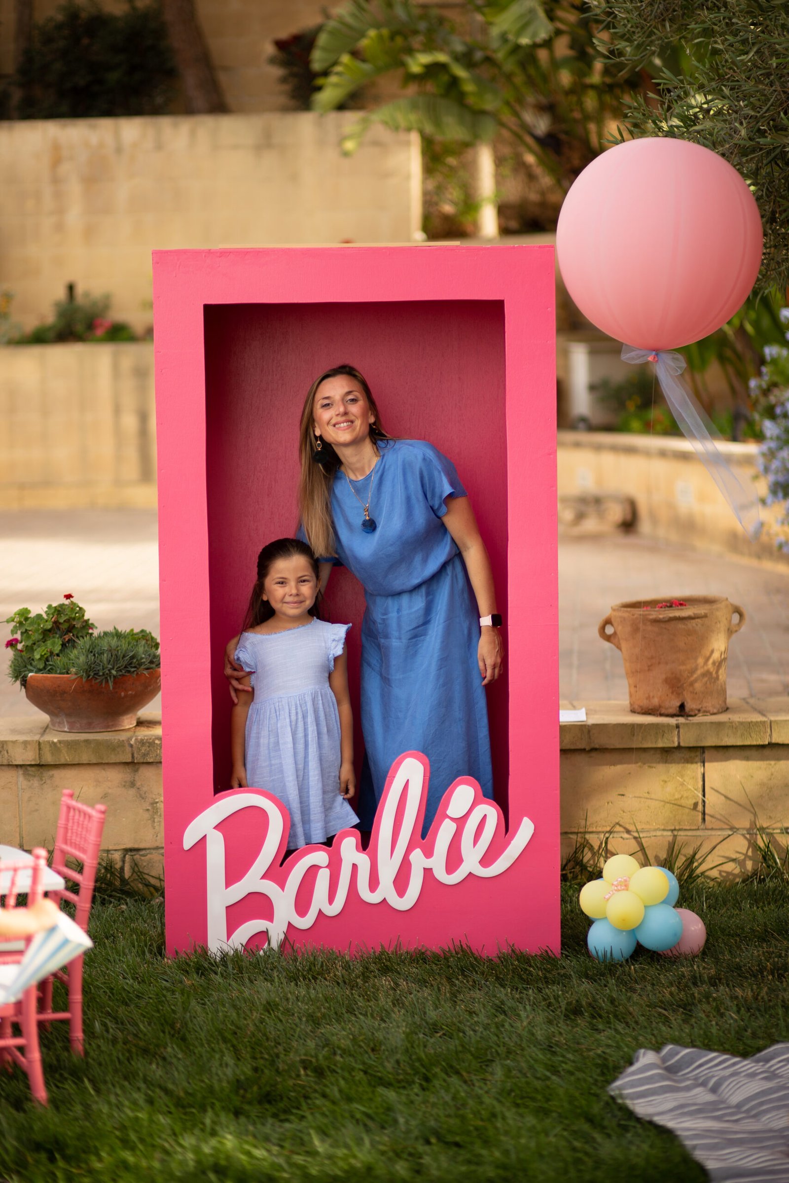 Barbie Box (photo box or cake stand box)