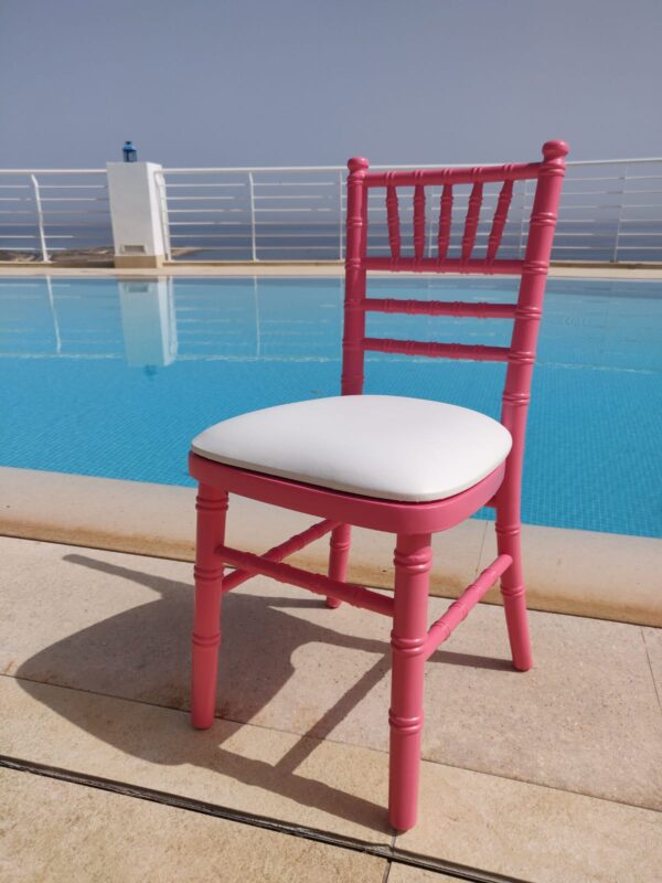 Chiavari wooden chair pink with white leather cushion pad